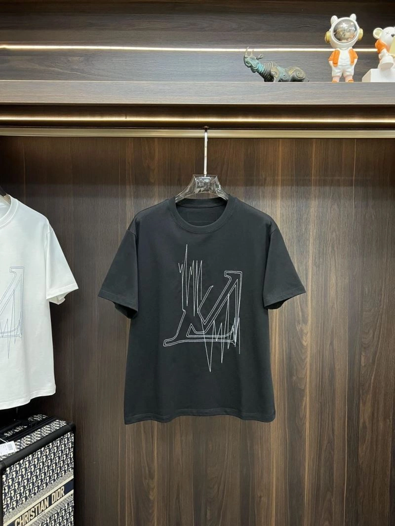 Unisex Louis Vuitton T-Shirts 135290