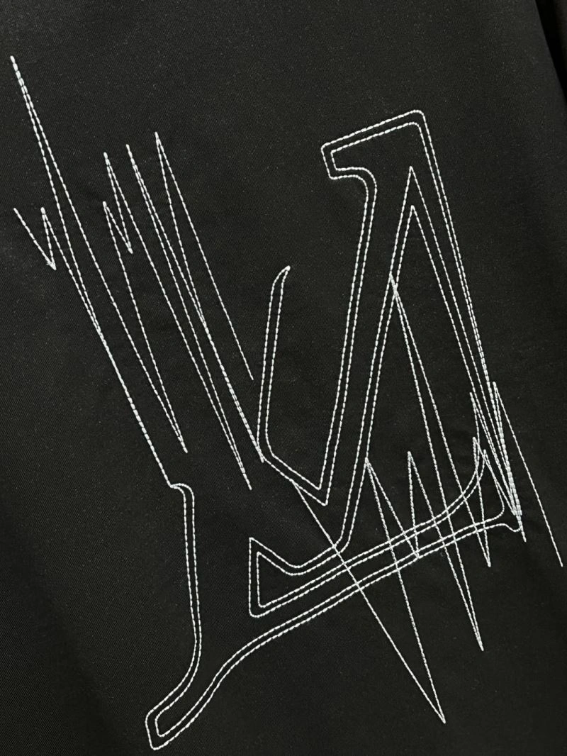 Unisex Louis Vuitton T-Shirts 135290