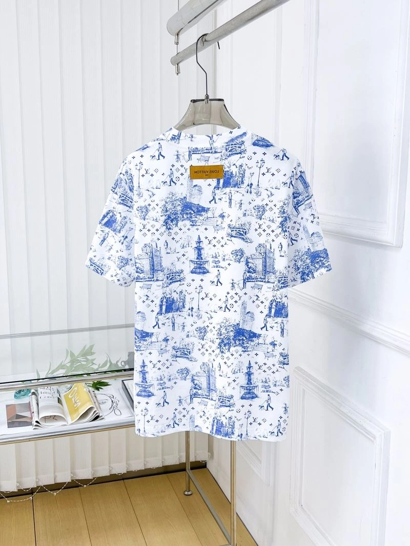 UrbanChic Louis Vuitton T-Shirts 135293