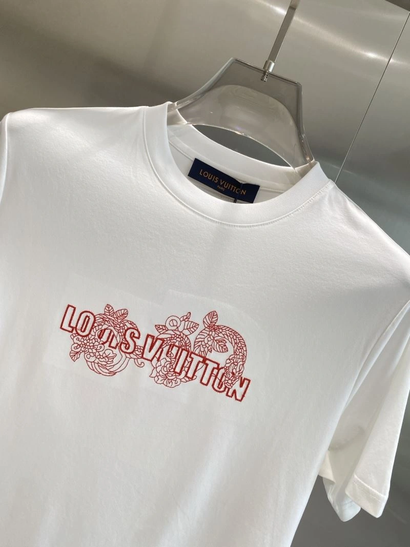 Popular Louis Vuitton T-Shirts 135299