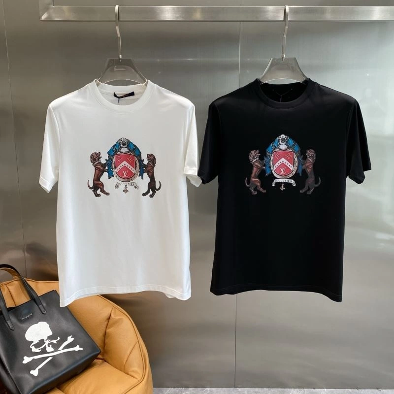 Sporty Louis Vuitton T-Shirts 135274