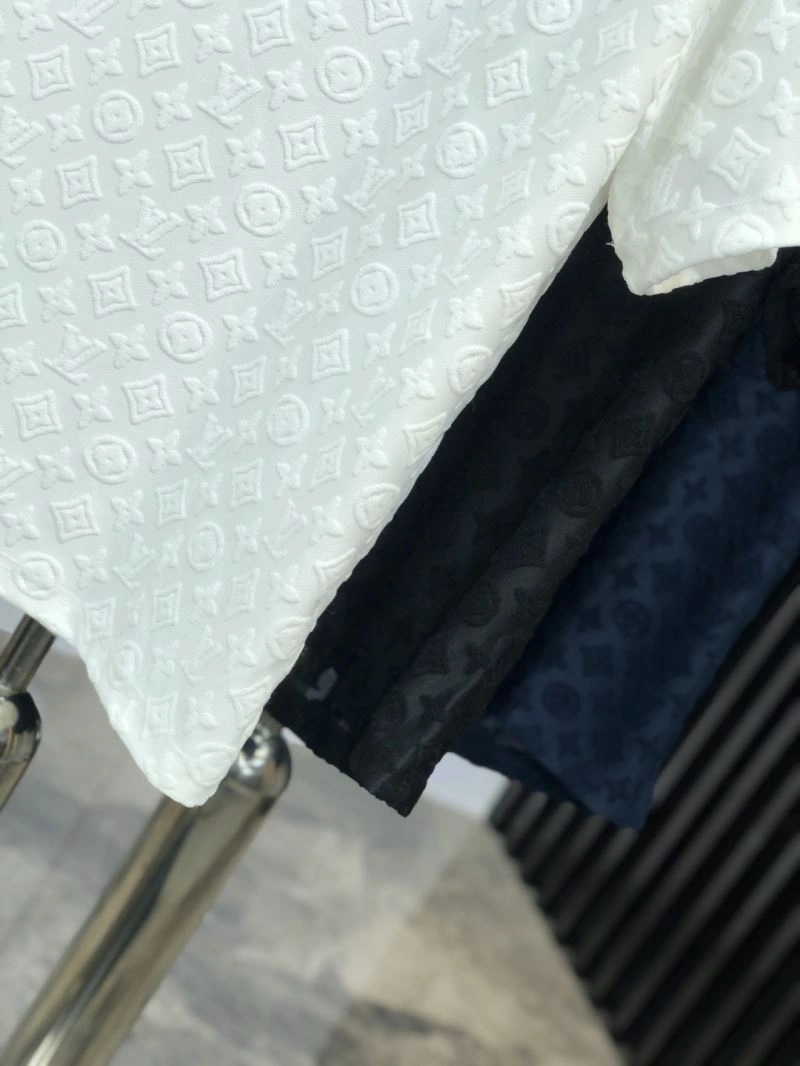 Louis Vuitton T-Shirts EasyMatch 135234