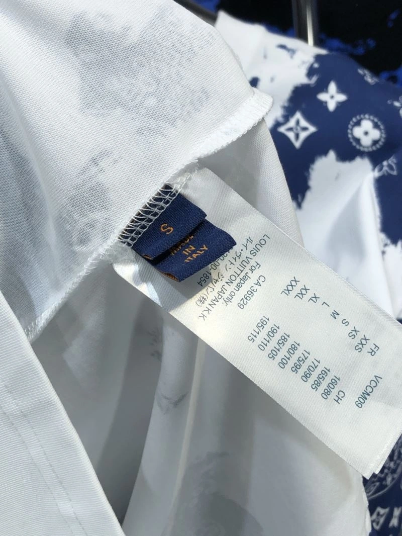 Louis Vuitton T-Shirts Timeless 135246