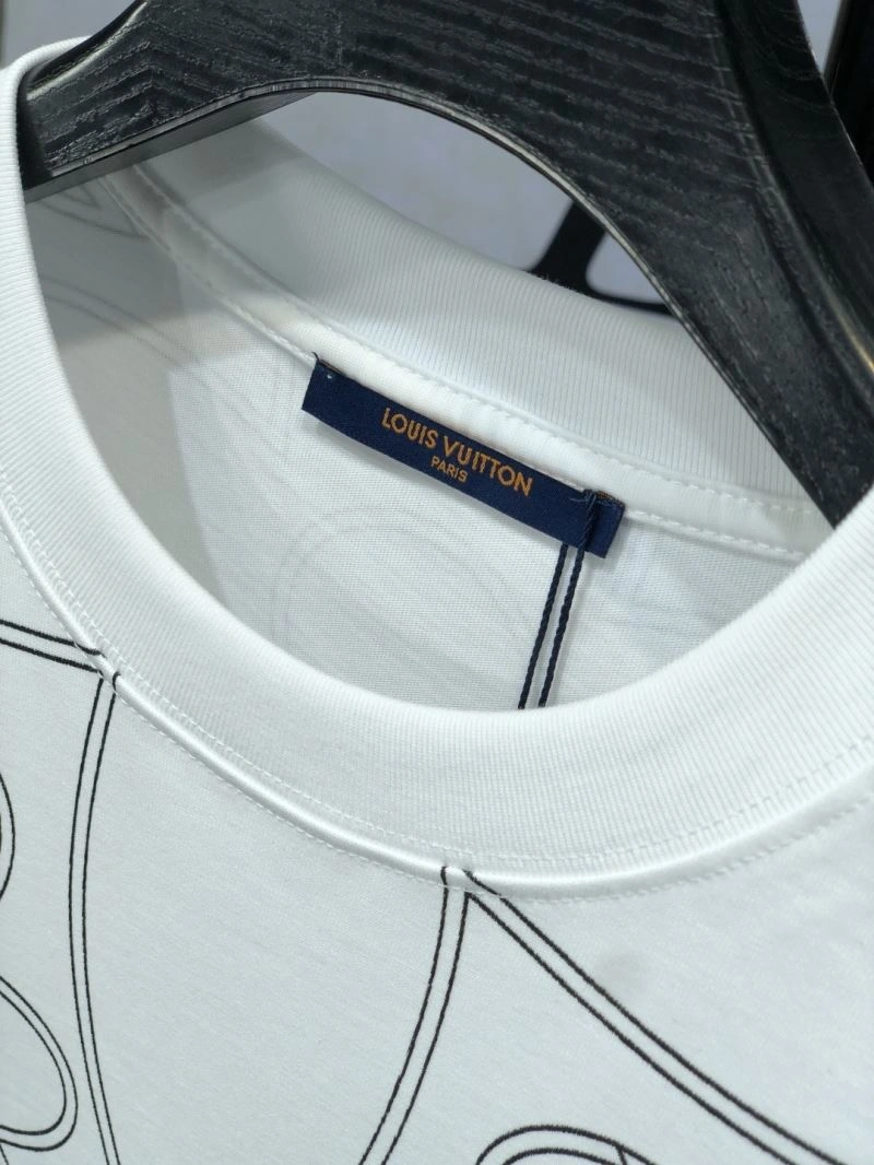 Louis Vuitton T-Shirts EyeCatching 135238