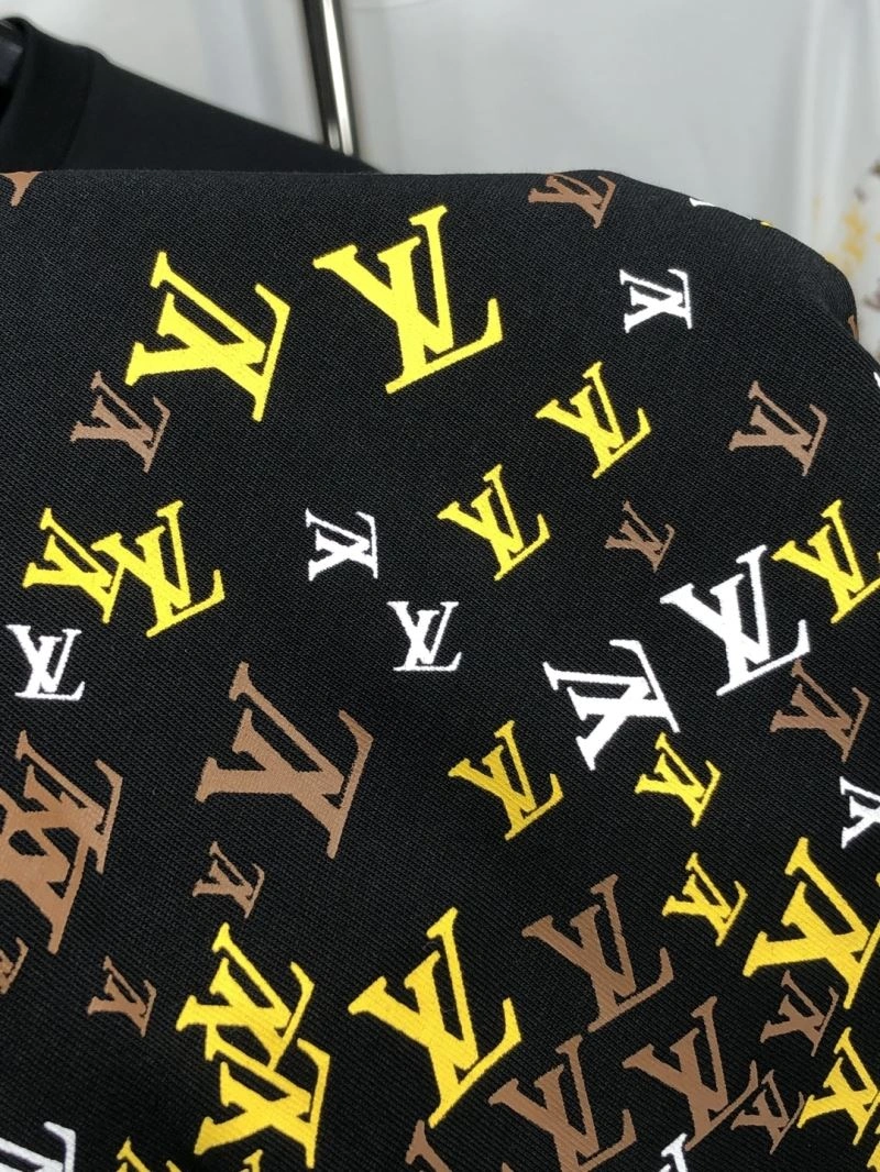 MoistureWicking Louis Vuitton T-Shirts 135240