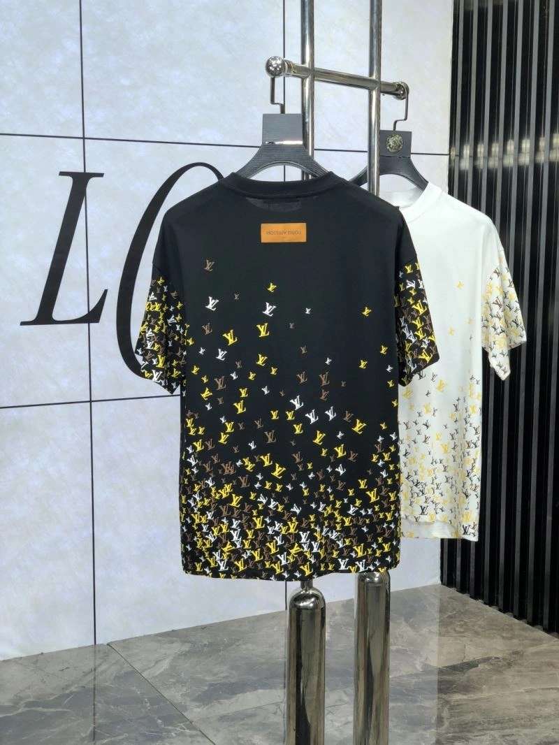 MoistureWicking Louis Vuitton T-Shirts 135240