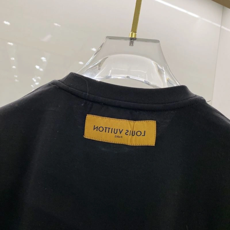 Sophisticated Louis Vuitton T-Shirts 135253