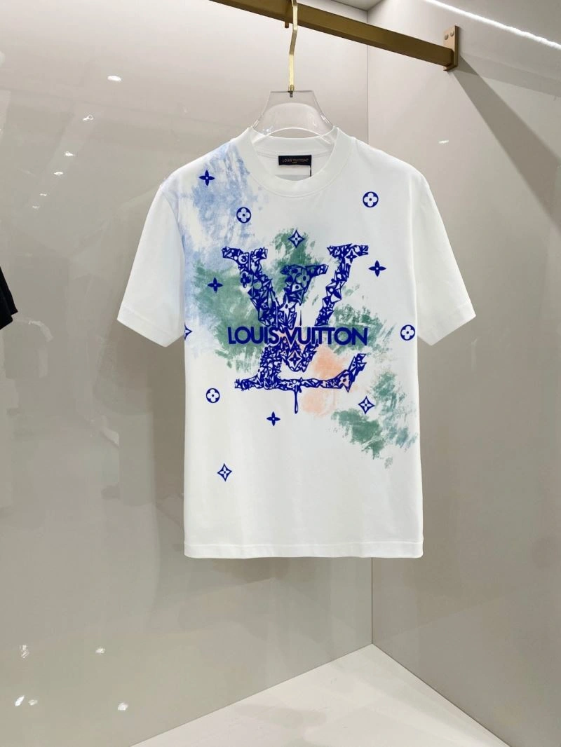 Timeless Louis Vuitton T-Shirts 135241