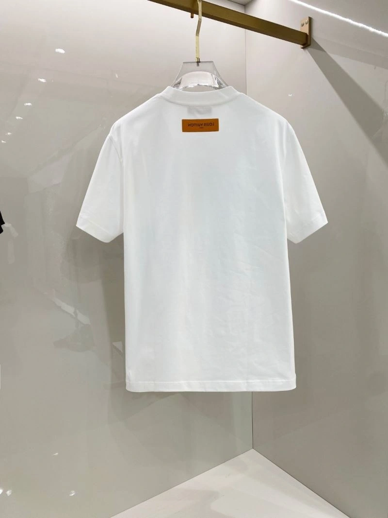 Timeless Louis Vuitton T-Shirts 135241