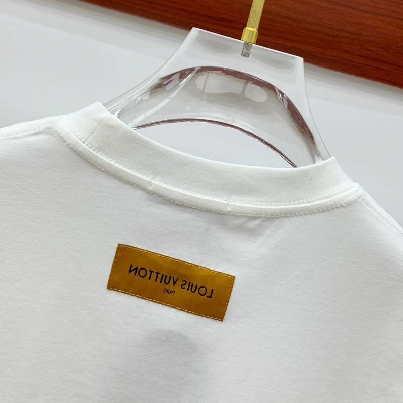 Upgraded Louis Vuitton T-Shirts 135255