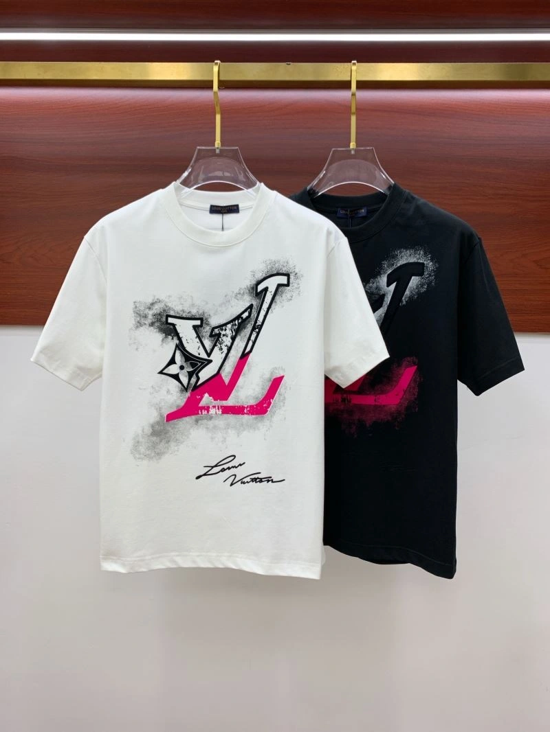 Louis Vuitton T-Shirts Contemporary 135251