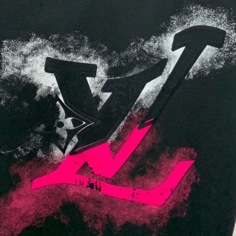 Louis Vuitton T-Shirts Contemporary 135251