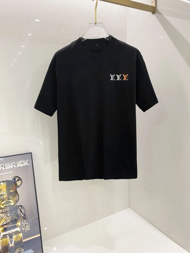 Louis Vuitton T-Shirts Minimalist 135264