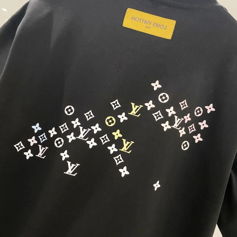 Louis Vuitton T-Shirts Minimalist 135264