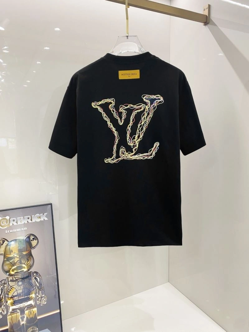 Louis Vuitton T-Shirts Minimalist 135242