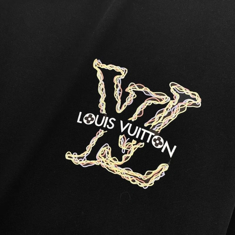 Louis Vuitton T-Shirts Minimalist 135242