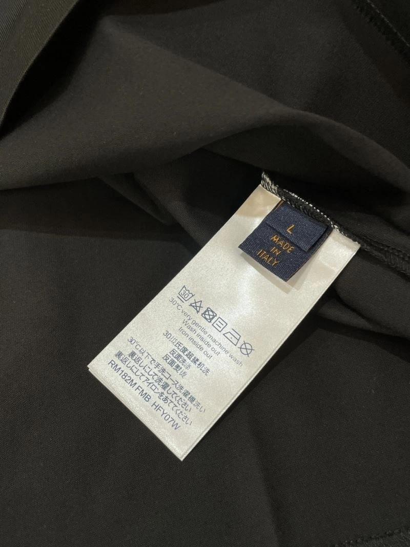 Louis Vuitton T-Shirts MoistureWicking 135254