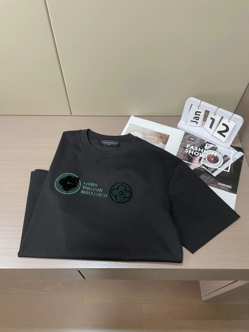 Louis Vuitton T-Shirts MoistureWicking 135254