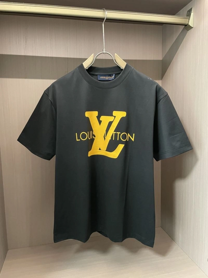 Affordable Louis Vuitton T-Shirts 135262