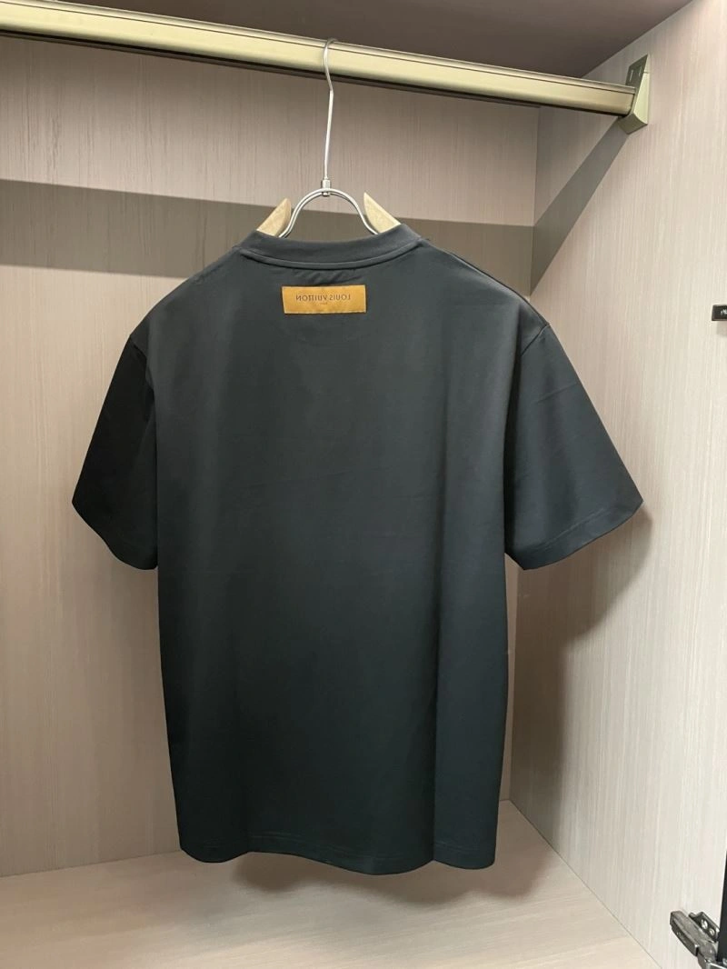 Affordable Louis Vuitton T-Shirts 135262