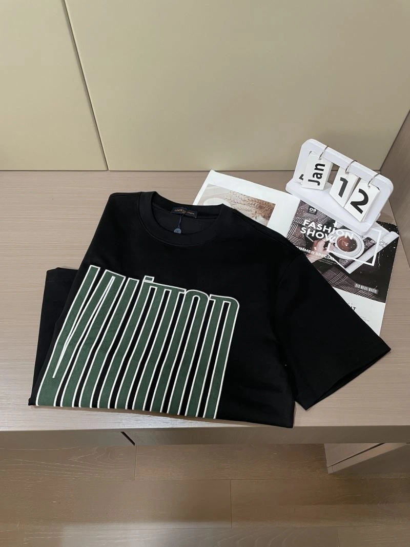Breathable Louis Vuitton T-Shirts 135257