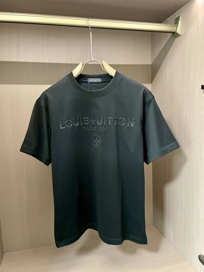 WaterResistant Louis Vuitton T-Shirts 135260