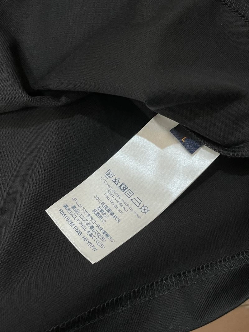 WaterResistant Louis Vuitton T-Shirts 135260