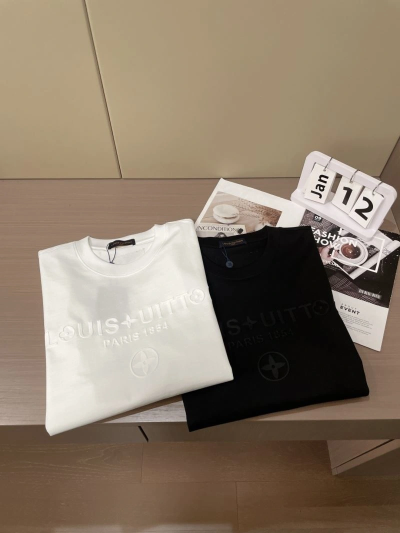 WaterResistant Louis Vuitton T-Shirts 135260