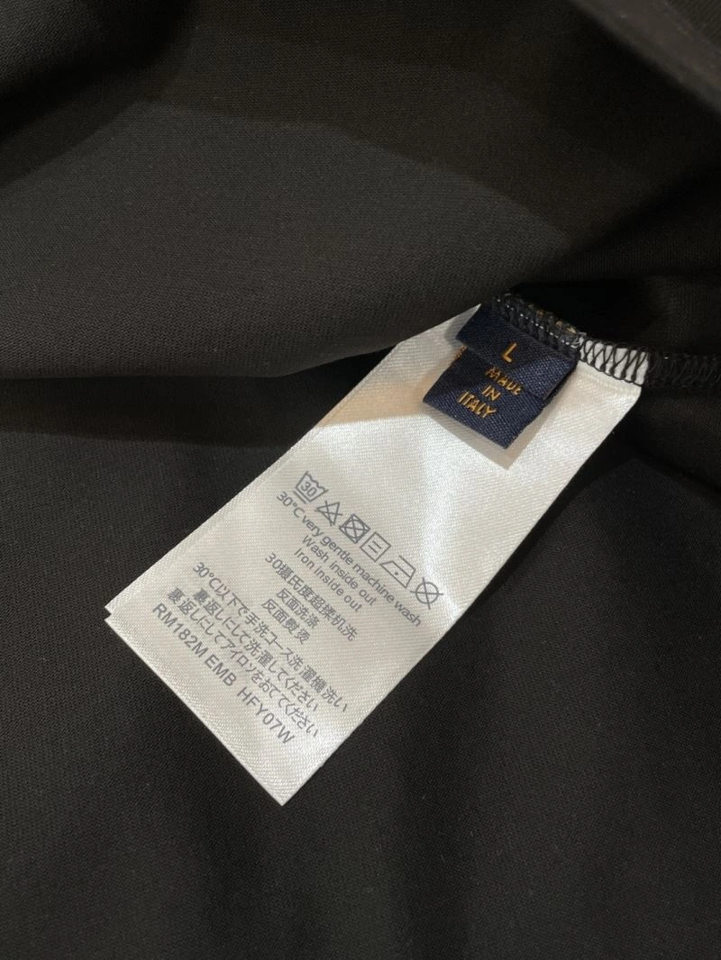 Louis Vuitton T-Shirts StreetReady 135259
