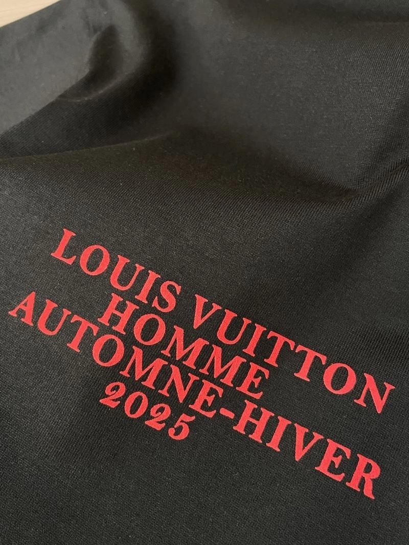 EasyCare Louis Vuitton T-Shirts 135227