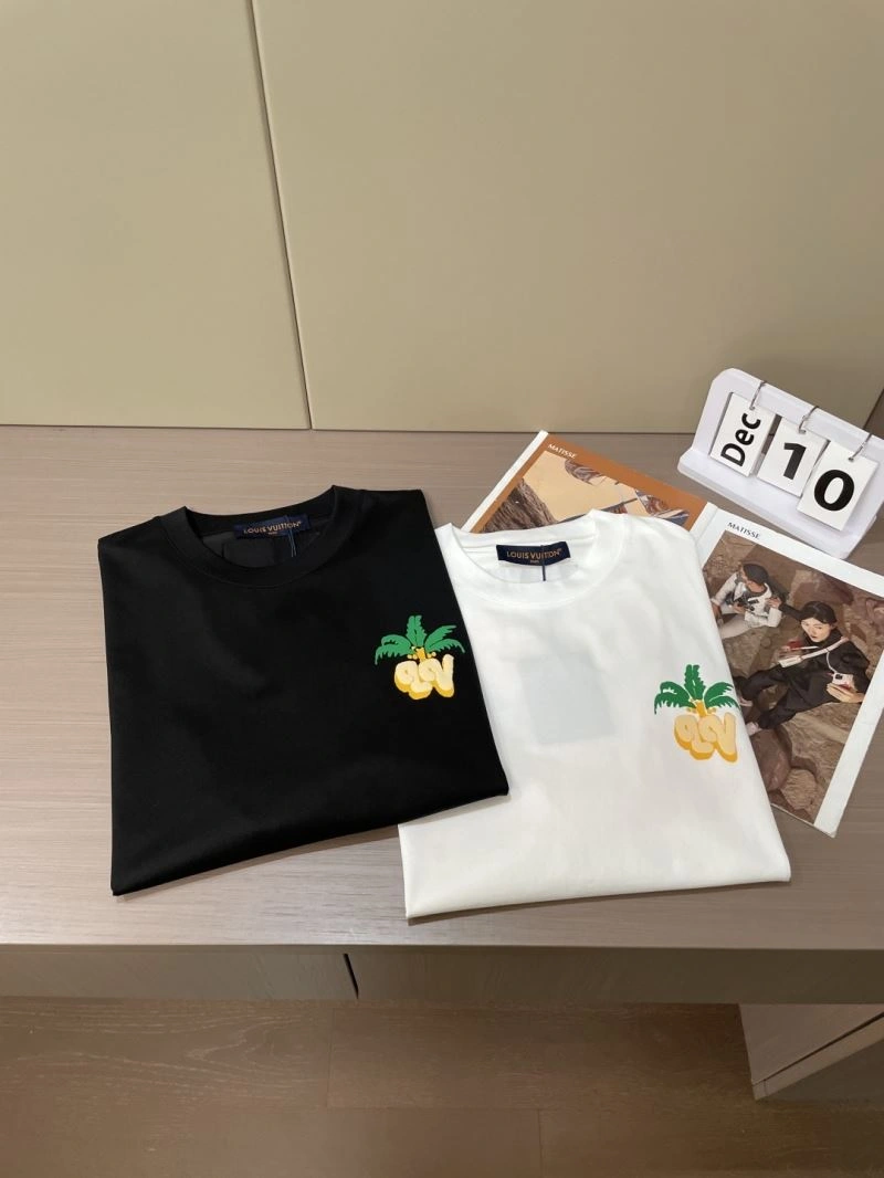 Louis Vuitton T-Shirts Sophisticated 135224