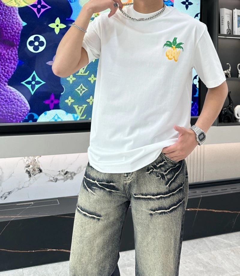 Louis Vuitton T-Shirts Sophisticated 135224
