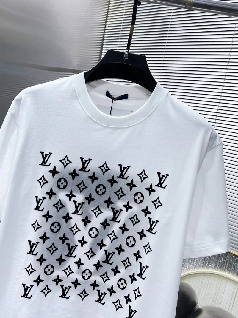 Louis Vuitton T-Shirts GoodFit 135216