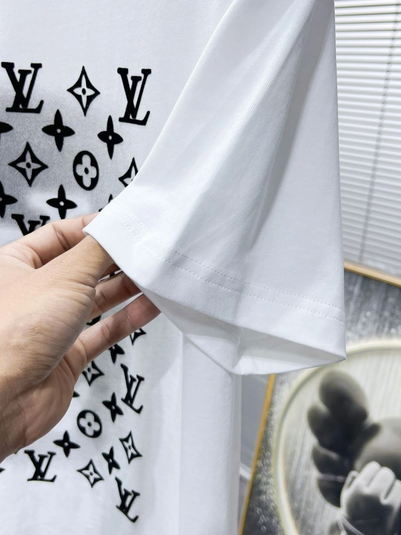 Louis Vuitton T-Shirts GoodFit 135216