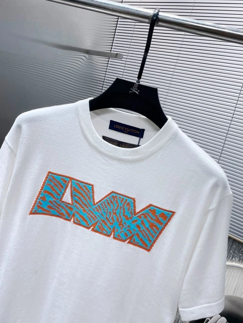 Breathable Louis Vuitton T-Shirts 135223
