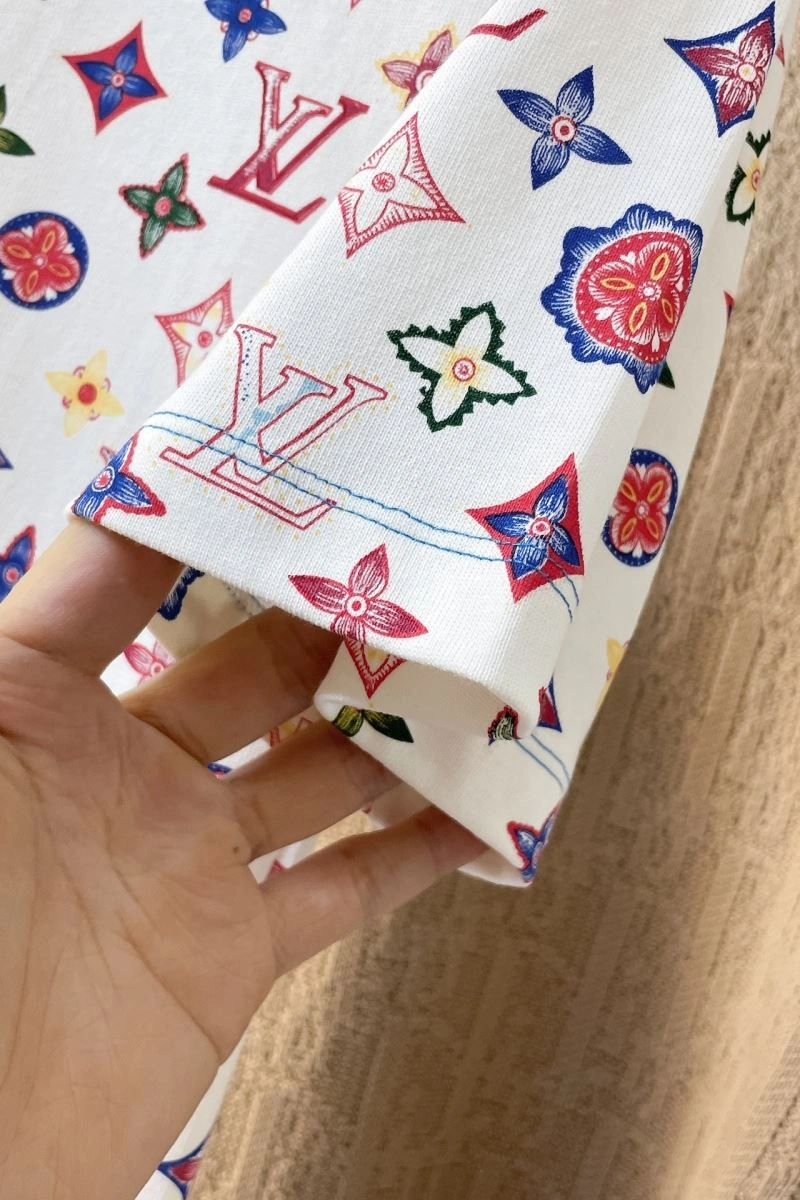 Efficient Louis Vuitton T-Shirts 135221