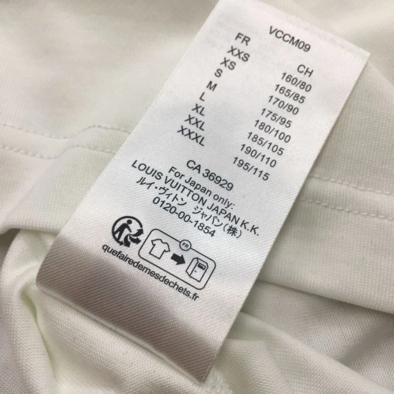 Minimalist Louis Vuitton T-Shirts 135199
