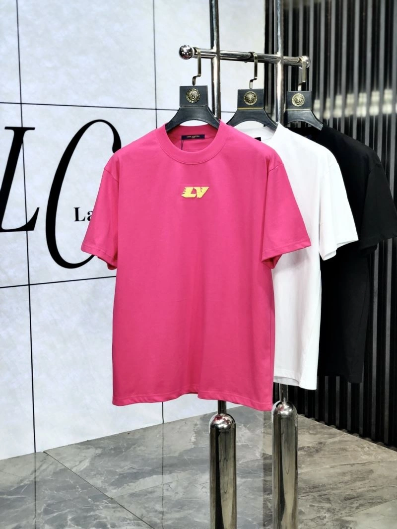 Louis Vuitton T-Shirts EyeCatching 135209