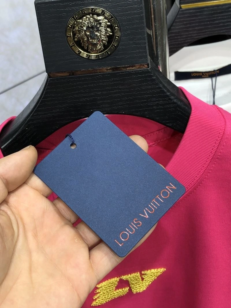 Louis Vuitton T-Shirts EyeCatching 135209