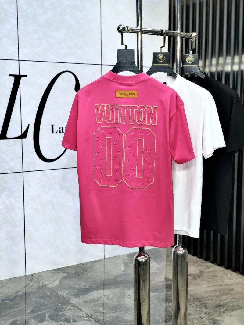 Louis Vuitton T-Shirts EyeCatching 135209