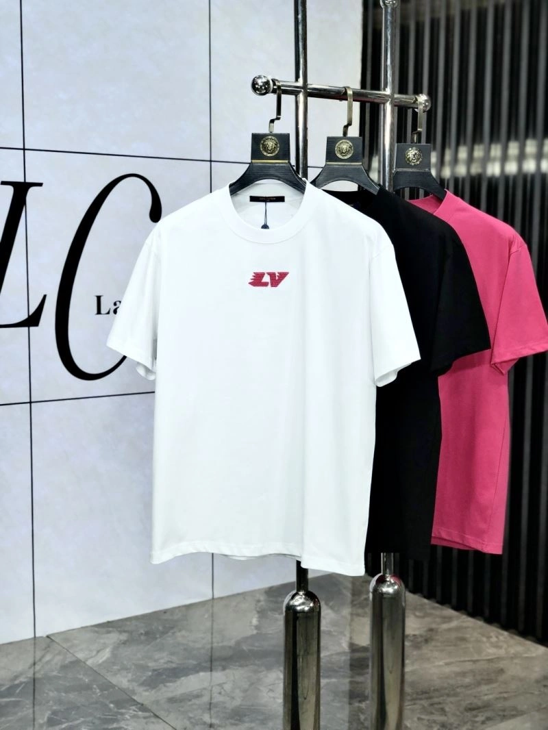 Comfortable Louis Vuitton T-Shirts 135207