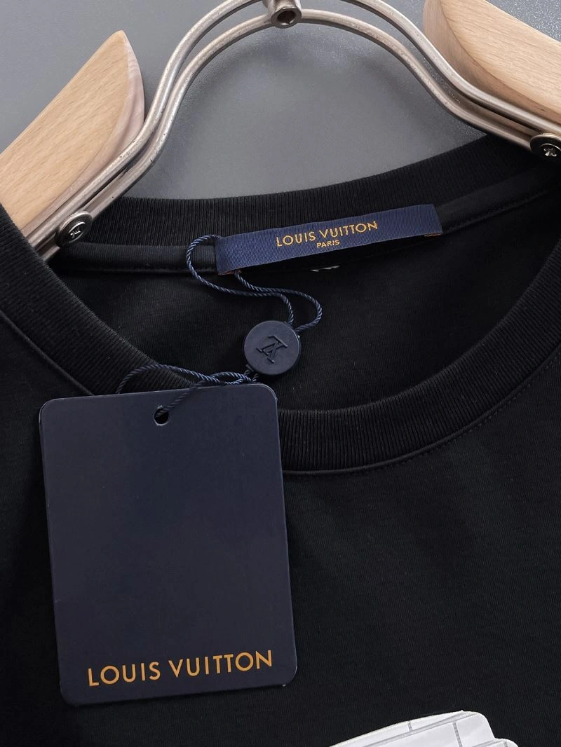Louis Vuitton T-Shirts ZipUp 135197