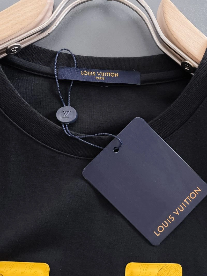 Louis Vuitton T-Shirts ComfortFit 135208