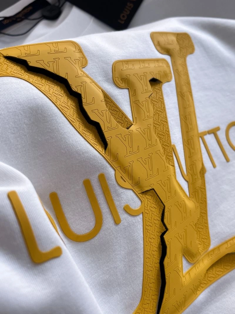 Popular Louis Vuitton T-Shirts 135202