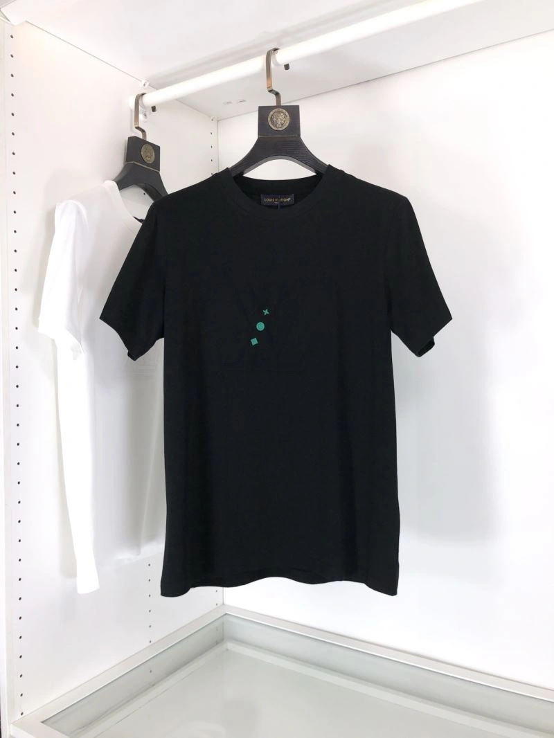 AllSeason Louis Vuitton T-Shirts 135215