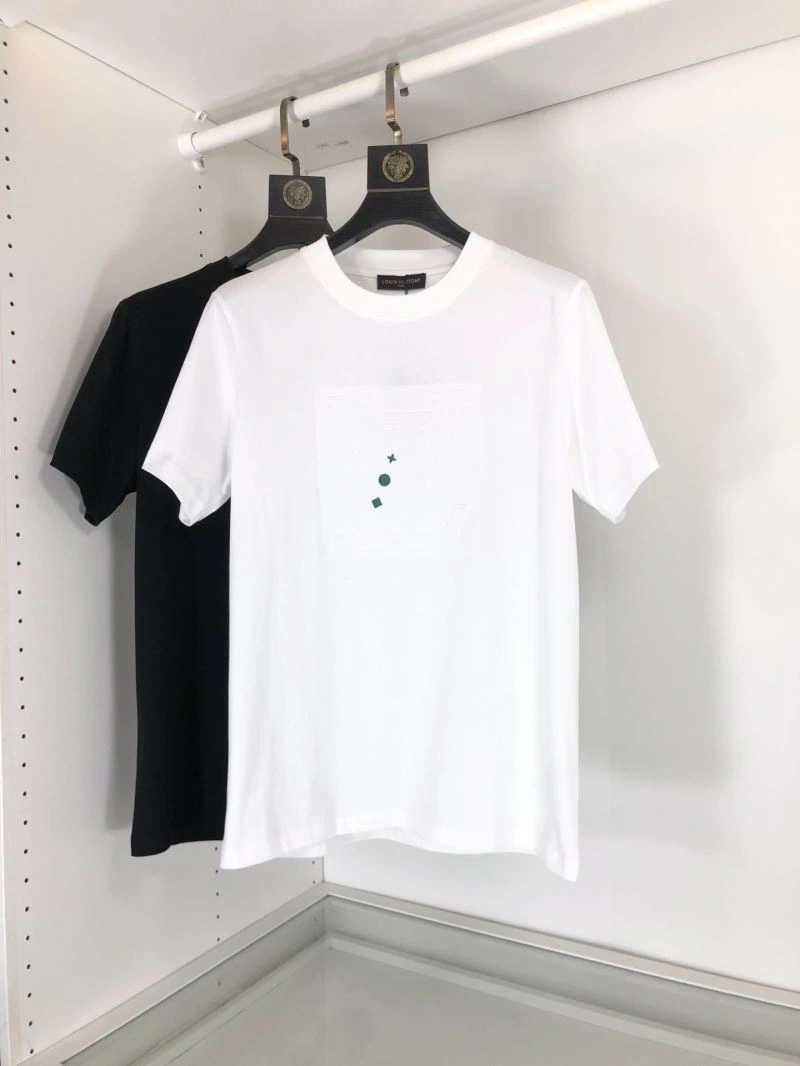AllSeason Louis Vuitton T-Shirts 135215