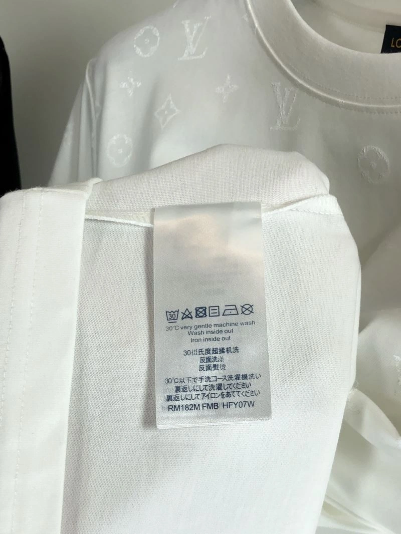 EasyMatch Louis Vuitton T-Shirts 135214