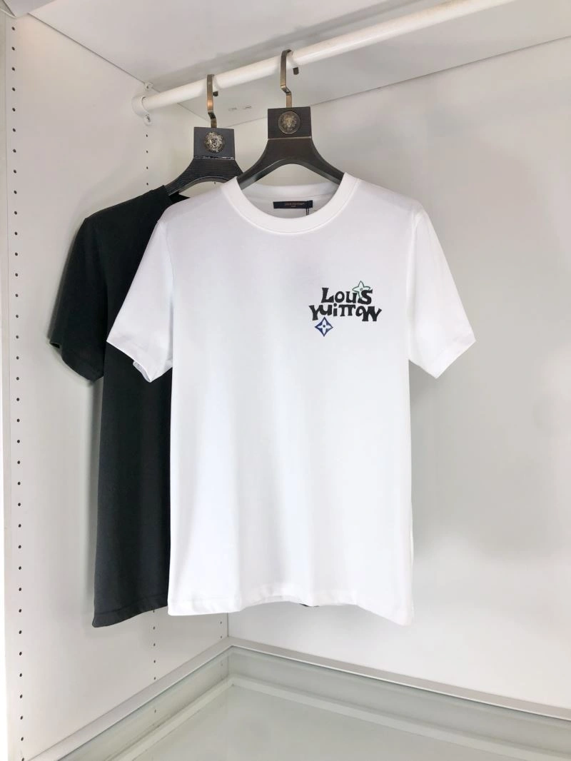 Louis Vuitton T-Shirts Resilient 135212