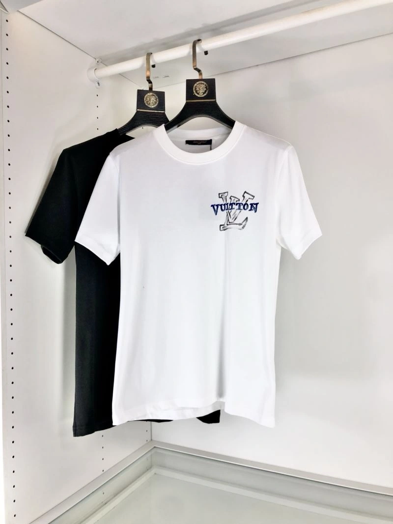 Soft Louis Vuitton T-Shirts 135218