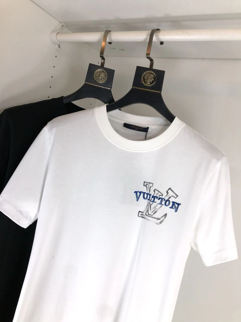 Soft Louis Vuitton T-Shirts 135218
